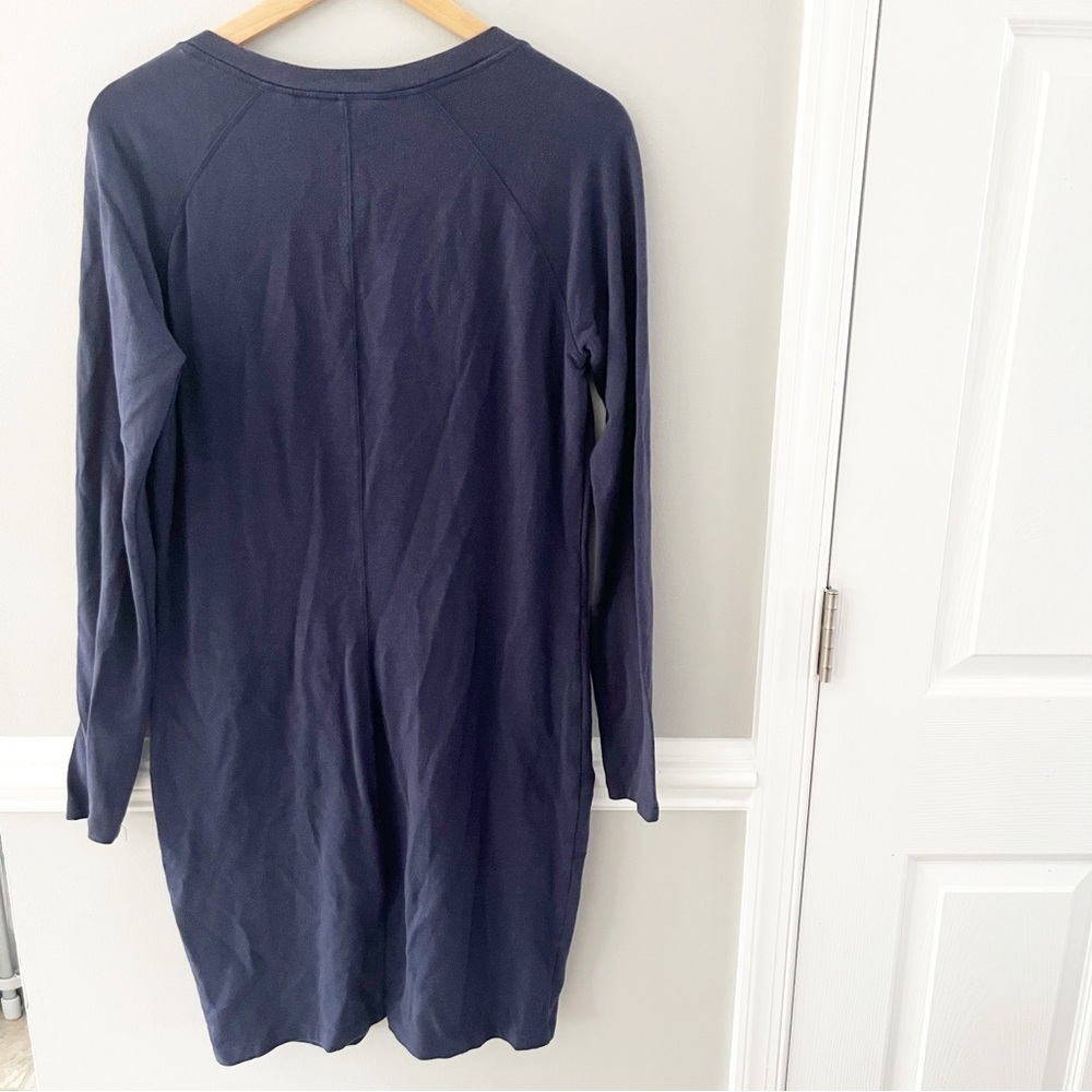 Athleta Navy Blue Oversized Sweatshirt Enchanted Dress Size Medium - Picture 6 of 9